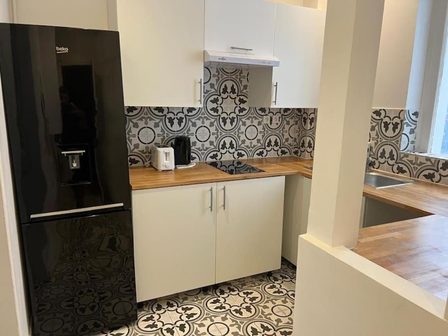 Appartement Magnifique Paris 18 Екстериор снимка