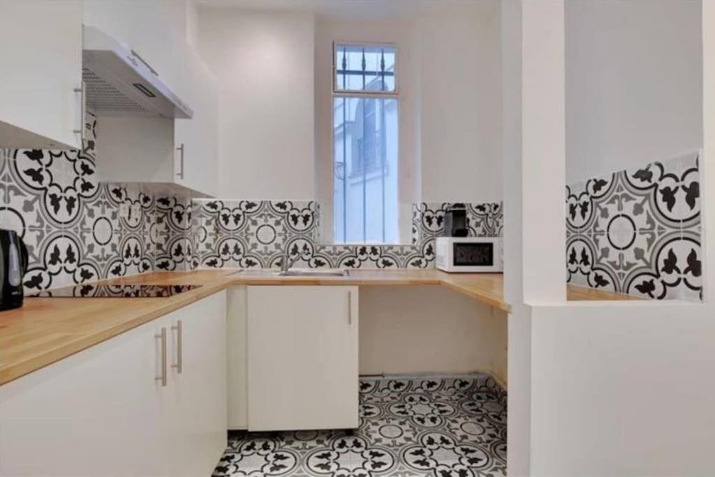 Appartement Magnifique Paris 18 Екстериор снимка