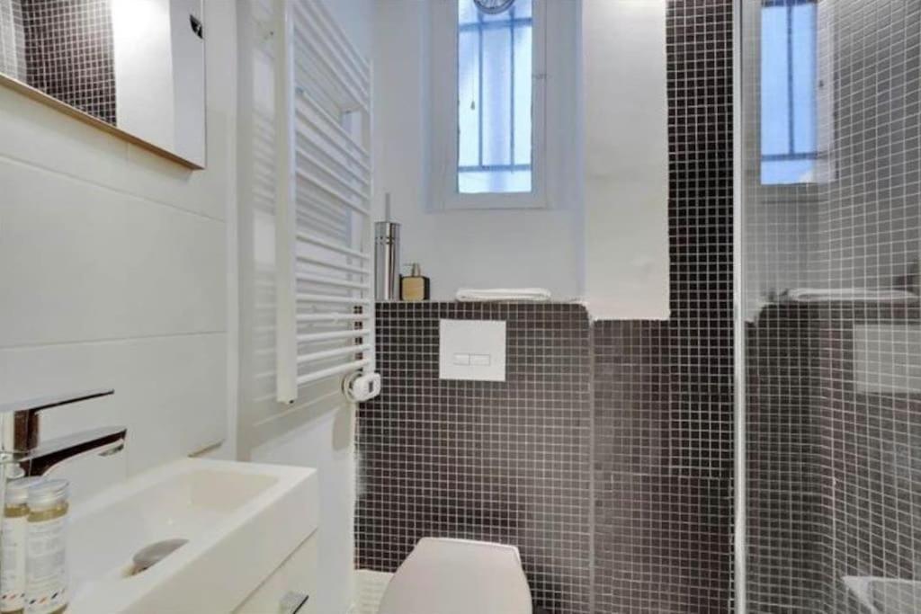 Appartement Magnifique Paris 18 Екстериор снимка
